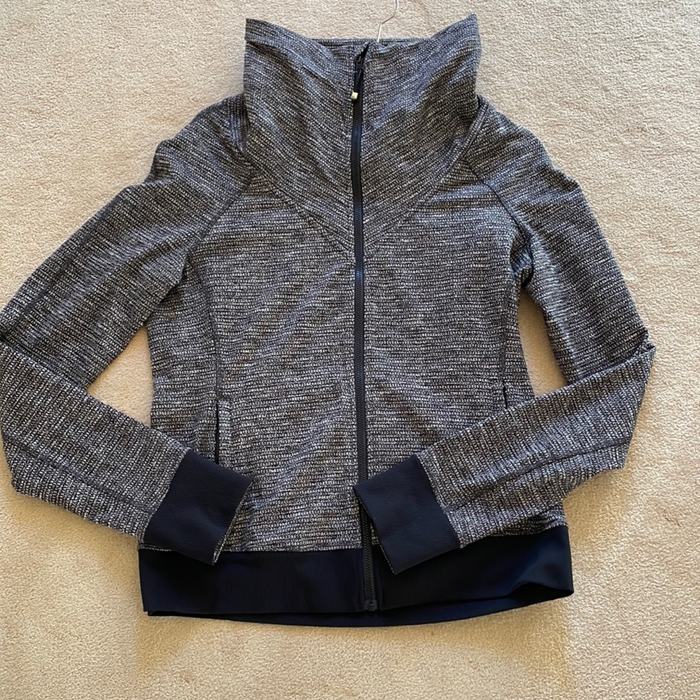 Lululemon jacket - Picture 1 of 5